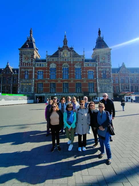 Private tour of Amsterdam with Portuguese-speaking guide - Key Points / Takeaways