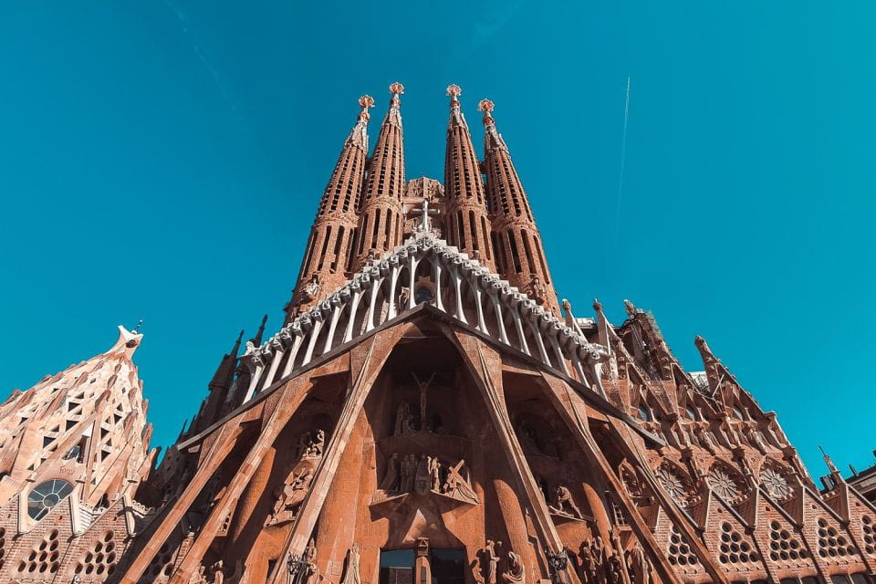 Private Tour of Barcelona With Driver and Guide - Key Points