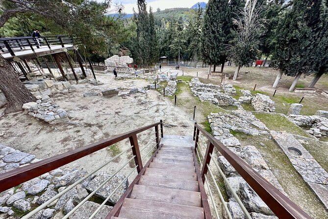 Private Tour of Knossos, Archaeological Museum & Heraklion Town - The Treasure Trove: Heraklion Archaeological Museum