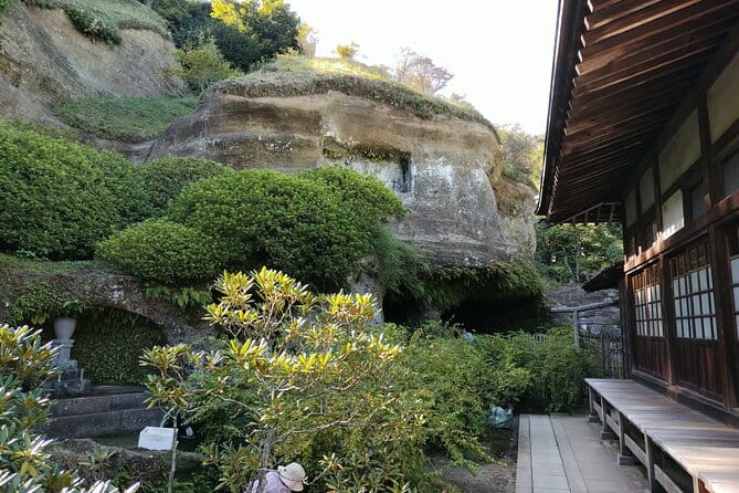 Private Tour of North Kamakura Temples With Licensed Guide - Highlights of the Temples Visited