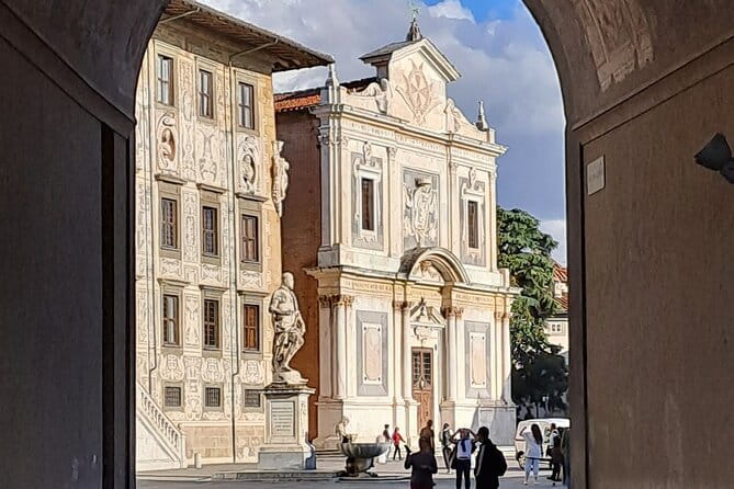 Private Tour of Pisa with Leaning Tower and Cathedral Entry - Value and considerations