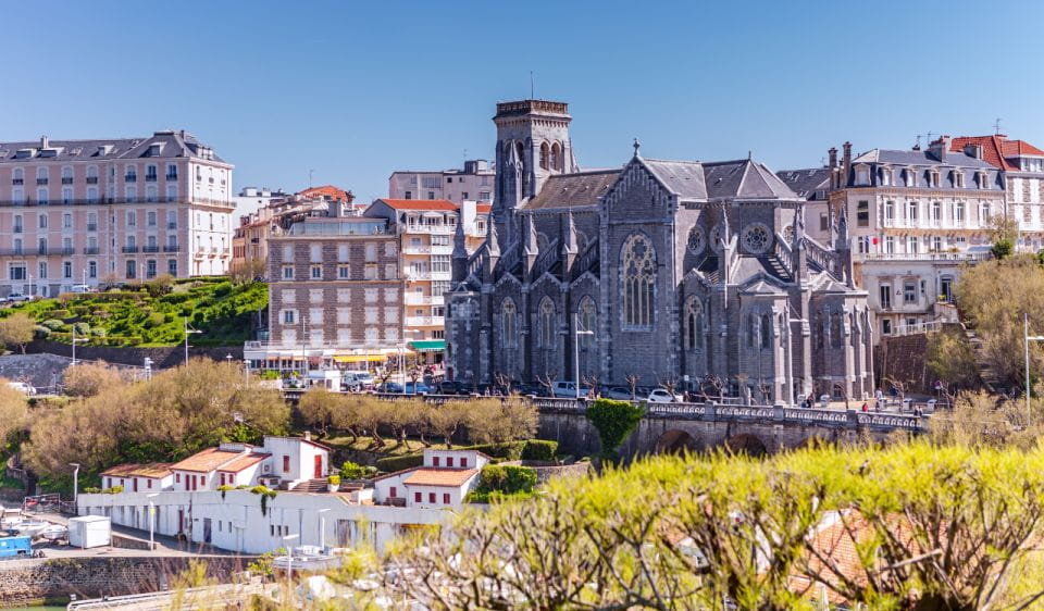 Private Tour of San Sebastian and Biarritz - Discovering Famous Grande Plage