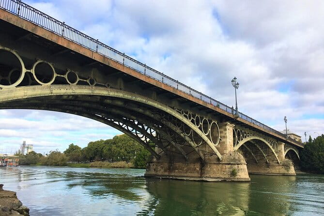 Private tour of Seville highlights - Key points and takeaways