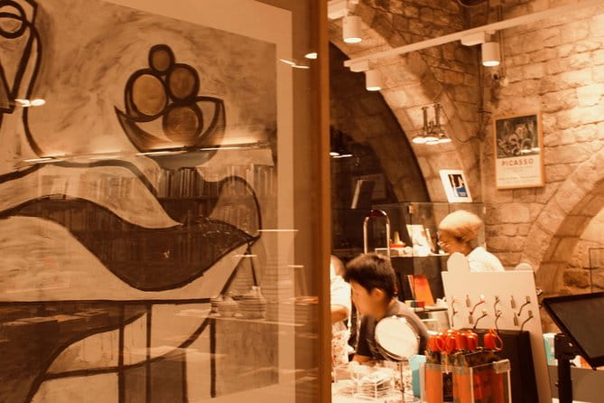 Private Tour of the Picasso Museum - The Experience in Depth: Exploring the Picasso Museum