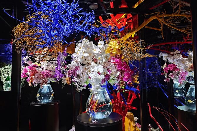 Private Tour of the Secret Corners of Tokyo - Taking in the Unique Experiences