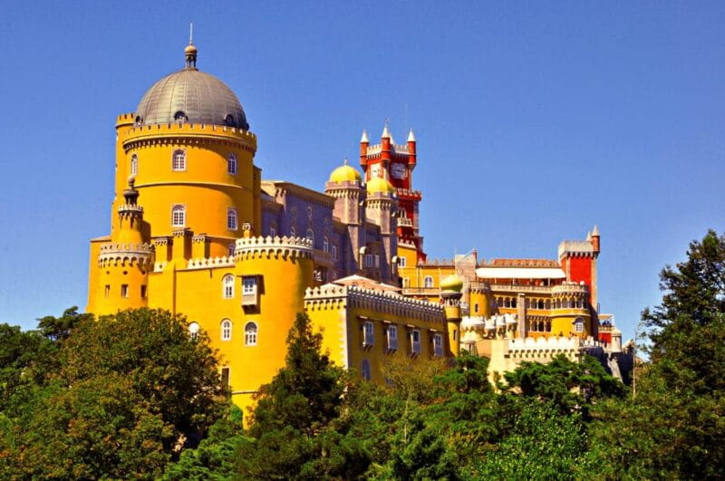 Private Tour: Pena Palace, Cascais, Cabo da Roca & Wine - Cascais and the Coastline
