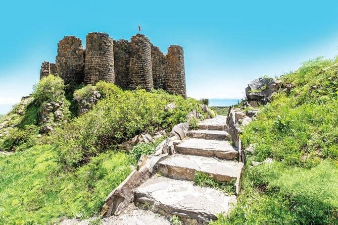 PRIVATE TOUR: Saghmosavank , Alphabet monument, Amberd fortress - The Experience In-Depth