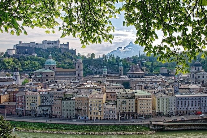 Private tour Salzburg and the Lake District from Munich - The Drive and Pickup Experience
