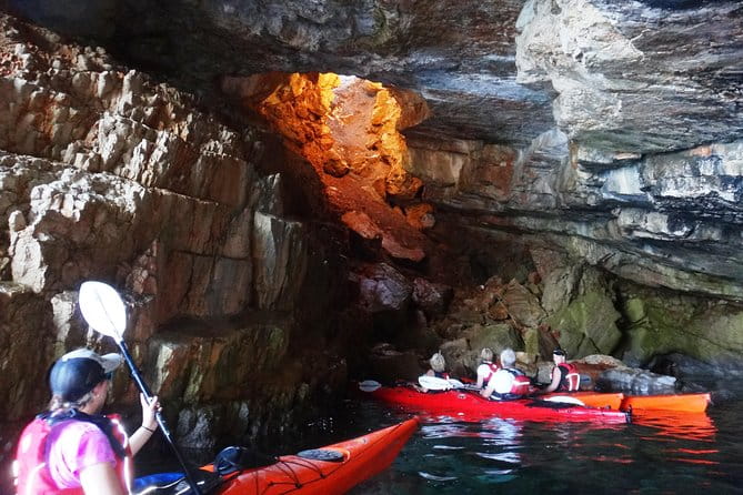 Private tour: Sea Kayaking & Snorkeling to Green Cave on Sipan island from Lopud - FAQ