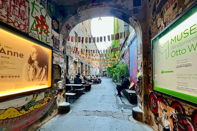 Private Tour: Secret Food Tours Berlin - Visiting the Jewish Cemetery and Synagogue