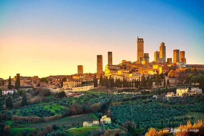 Private tour Siena, San Gimignano and Monteriggioni, lunch in the cellar - Key Points / Takeaways