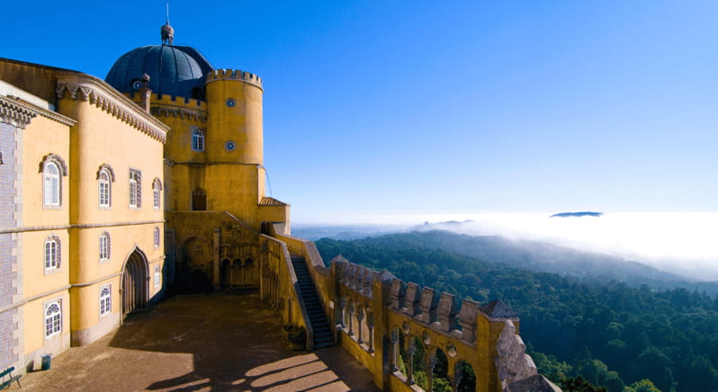 Private Tour : Sintra, Pena palace, Cabo da roca, Cascais - Pena Palace: A Fairytale Fortress