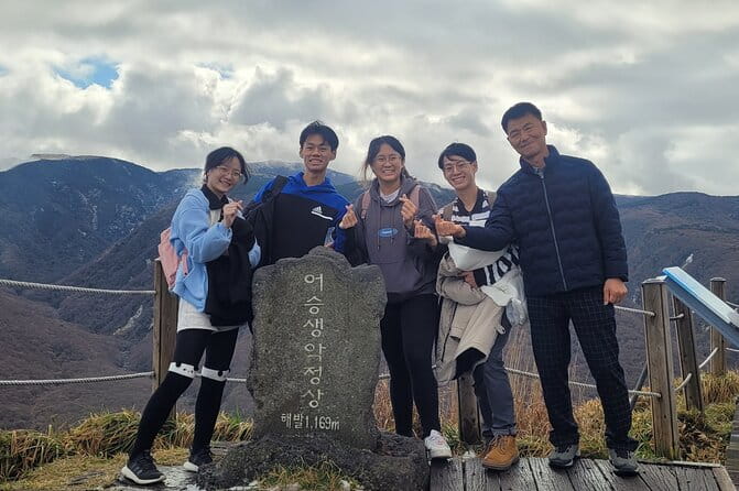 Private Tour South and West Jeju Island with Experienced Driver - Who Will Love This Tour?