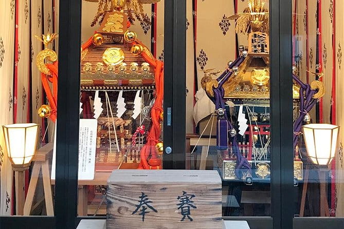 Private Tour - Thousands of Lucky Cats! Go by Tram, Gotokuji Tour - Meeting and Transportation Details