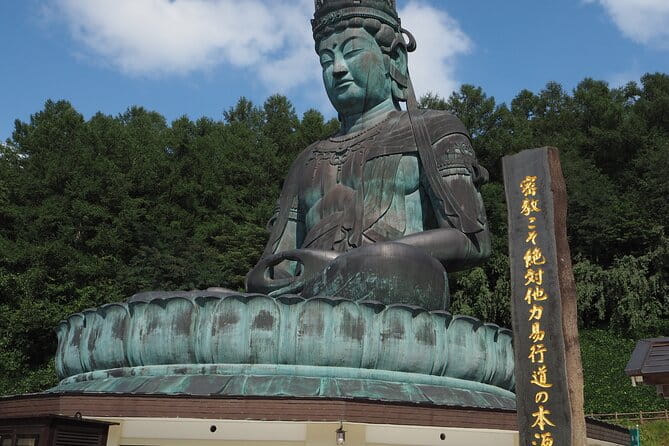 Private Tour to Big Buddha and Nebuta Museum With Licensed Guide - Exploring the Nebuta Museum