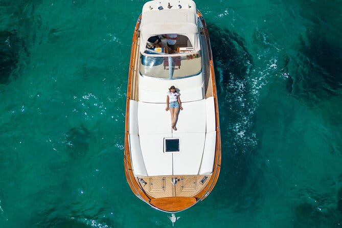 Private Tour to Capri and the Amalfi Coast by Speedboat - The Experience Breakdown: Navigating Capri and the Amalfi Coast by Speedboat
