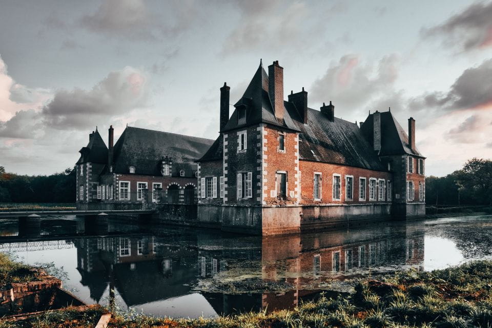 Private Tour to Chantilly Chateau From Paris - Booking and Availability