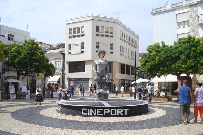 Private tour to Discover the Algarve coastline from Lisbon 3 days, all included - Key points / Takeaways