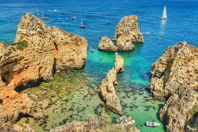 Private tour to Discover the Algarve coastline from Lisbon 3 days, all included - A Throrough Look at the 3-Day Algarve Coast Adventure