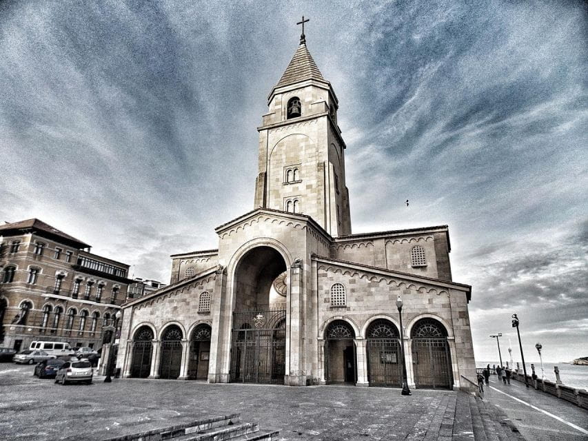 Private Tour to Gijón - Learn Maritime History