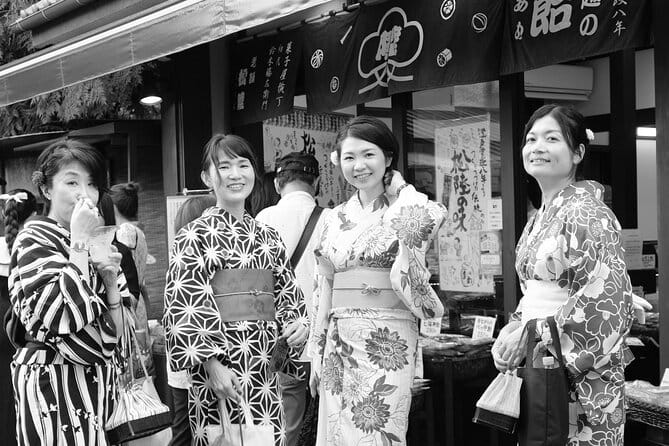 Private Tour to Kawagoe With Photographer and Spanish-Speaking Guide - Kimono Rental Experience
