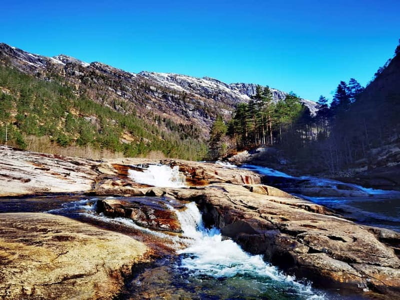 Private tour to Modalen combine with hiking$bike in nature - Exploring the Charm of Modalen and its Surroundings