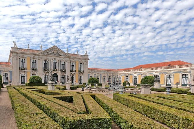 Private Tour to Queluz and Mafra palaces and Ericeira surf Coast - Exploring the Palaces: Queluz and Mafra