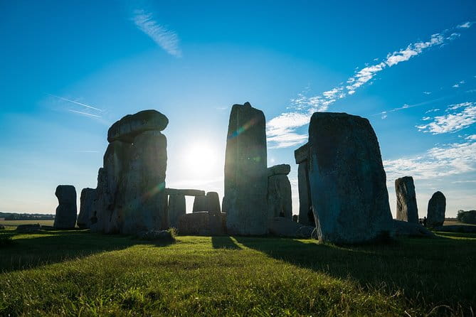 Private Tour to Stonehenge and Highclere Castle (Downton Abbey) - The Itinerary Unpacked