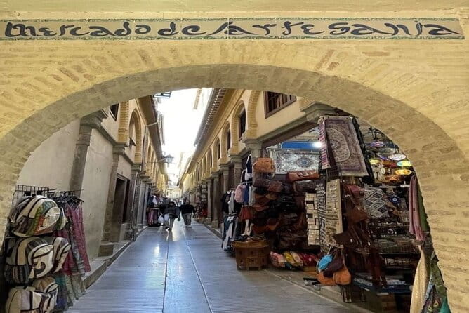 Private Tour to The Alhambra and Generalife From Malaga - The Value Proposition