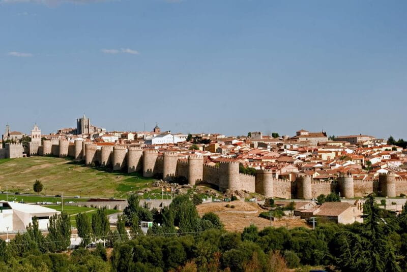 Private tour with driver from Madrid through Avila and Segovia with entrance tickets - Exploring Castile and León: A Private Day Trip from Madrid to Avila and Segovia