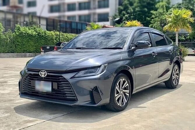 Private Transfer by Sedan From Itami Airport ITM to Osaka City - Key Points