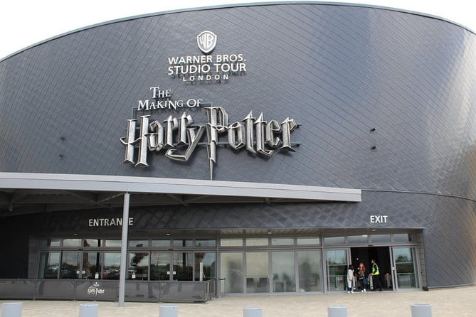 Private Transfer: Central London to Harry Potter Warner Bros Studio in Leavesden - Price and Value Analysis