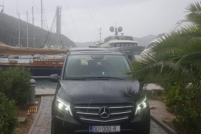 Private transfer Dubrovnik airport to Dubrovnik ACI Marina in Komolac - Introduction to the Private Transfer Experience in Dubrovnik