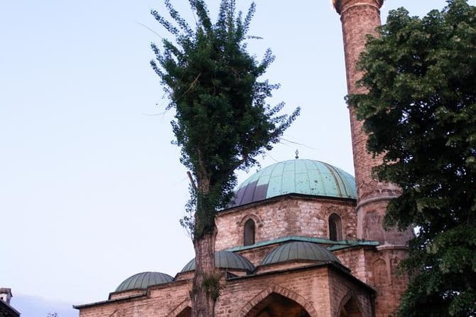 Private Transfer: Dubrovnik Hotels or Airport to Mostar, Medjugorje and Sarajevo in Bosnia and Herzegovina - A Practical Guide to the Dubrovnik-Bosnia Private Transfer Experience