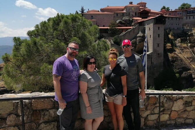 Private Transfer from Athens Airport to Piraeus Port or vice versa - Price and Value Consideration