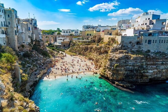 Private transfer from Bari Airport to Polignano a mare - Who Will Love This Service?