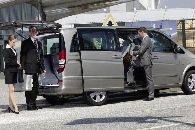 Private Transfer from Brussels Airport to Bruges By Business car - Why Choose a Private Transfer from Brussels Airport to Bruges?