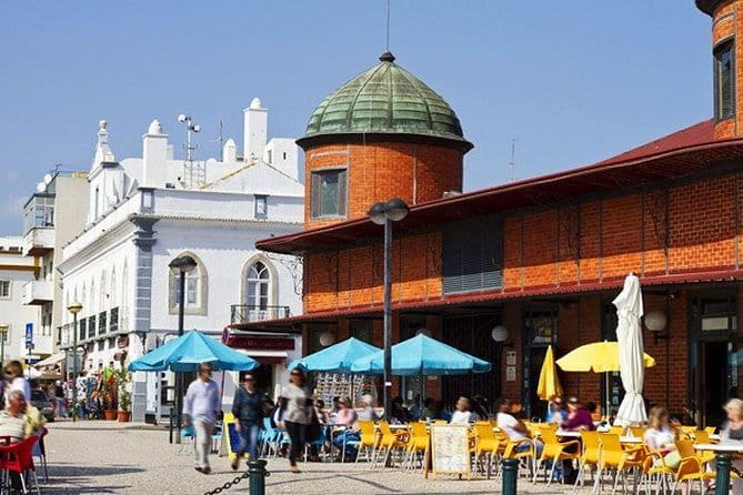 Private Transfer from Faro Airport to Olhão (1-4 pax) - Who Will Love This Service?