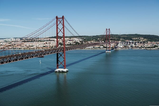 Private Transfer From Faro To Lisbon With a 2 Hour Stop - An Engaging Look at the Journey from Faro to Lisbon