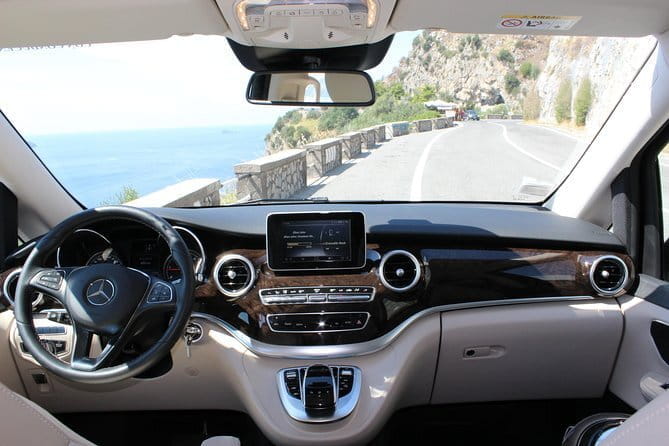 Private transfer from Florence to Sorrento - The Vehicle and Comfort: What You Can Expect