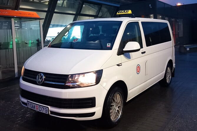 Private Transfer from Keflavik Airport to Reykjavik/surrounding - Vehicles and Comfort