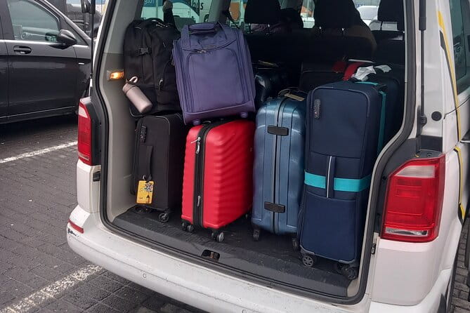 Private Transfer from Keflavik Airport to Reykjavik/surrounding - Practical Details and Booking