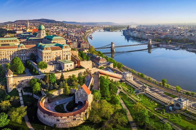 Private transfer from Krakow to Budapest or from Budapest to Krakow - Key Points / Takeaways