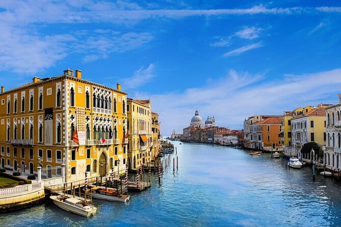 Private Transfer from Milan to Venice with a 2h Stop in Verona - Logistics and Booking Tips