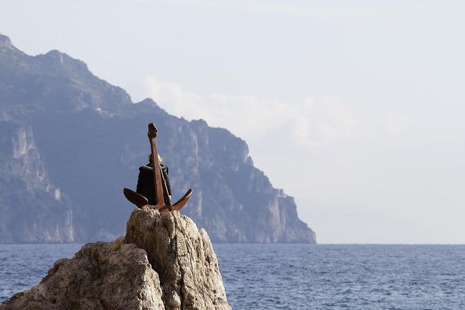 Private transfer from Naples to Amalfi, 2h of sightseeing stop - Key points / Takeaways