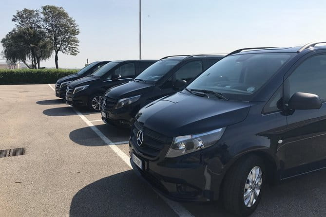 Private transfer from NAPLES to POSITANO or reverse - The Vehicle and Comfort