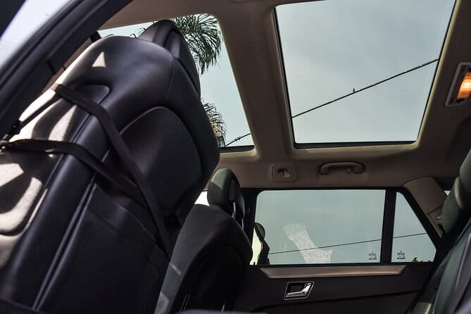 Private transfer from Naples to Sorrento or return - In-Depth Look at the Experience