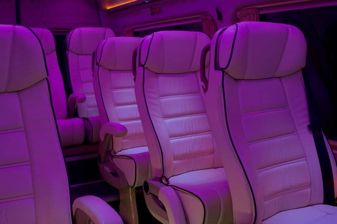 Private Transfer , from or to Santorini Airport / Port / Hotel - Starting Your Santorini Adventure with Ease