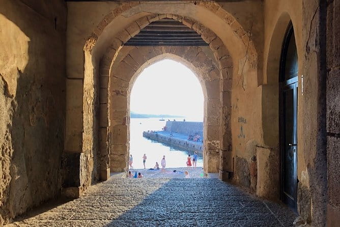 Private Transfer from Palermo Airport to Your Hotel in Cefalu - FAQ