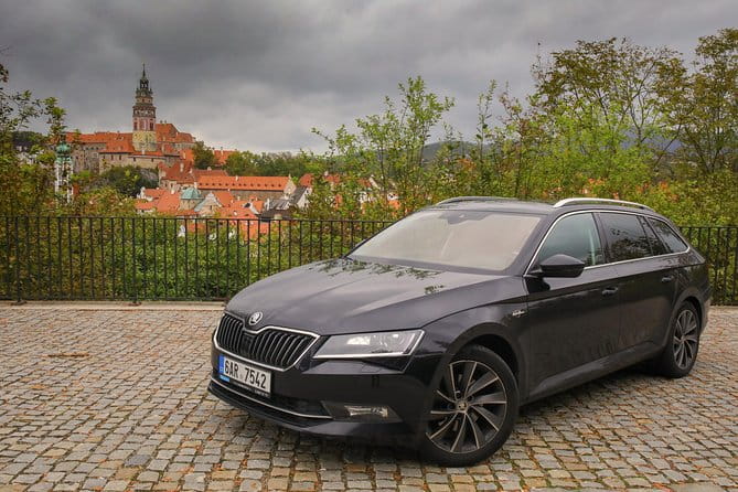 Private Transfer from Prague Airport to the City Centre - Detailed Review of the Private Transfer Experience in Prague